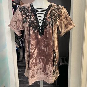 NWOT Affliction Bling Rose Short Sleeve Tee